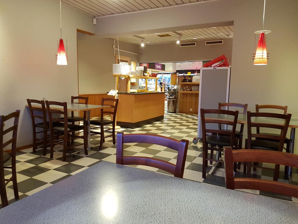 Hotel Rastpunkt Laxå Esterno foto