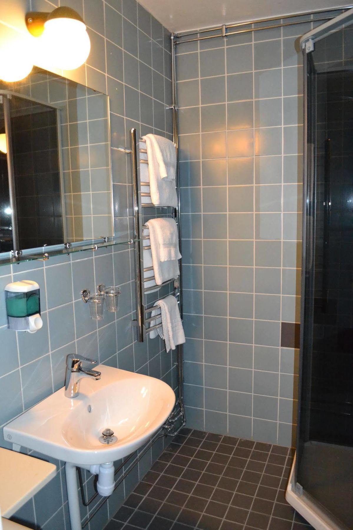 Hotel Rastpunkt Laxå Esterno foto